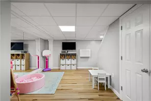 1241 Satellite Cir, Pittsburgh, PA 15241 - Photo 33