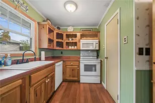 39 Forbes Dr, Latrobe, PA 15650 - Photo 9