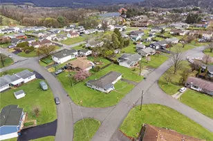 39 Forbes Dr, Latrobe, PA 15650 - Photo 27