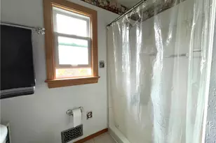 25 Andrews Ave, Hempfield Township, PA 15644 - Photo 23