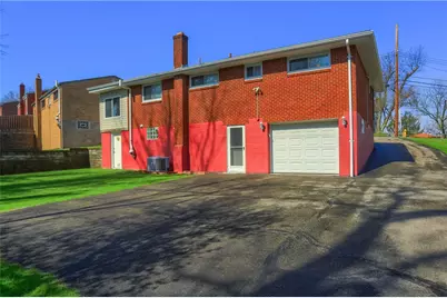 4700 Prescot Drive, Bethel Park, PA 15102 - Photo 5