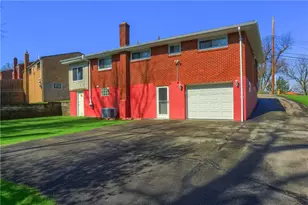 4700 Prescot Dr, Bethel Park, PA 15102 - Photo 5