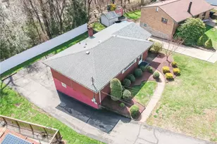 4700 Prescot Dr, Bethel Park, PA 15102 - Photo 45