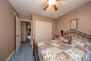 483 Cherryhill Dr, Cecil, PA 15017 - Photo 15