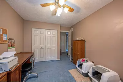 483 Cherryhill Dr, Cecil, PA 15017 - Photo 17