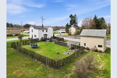 7185 W Market St, Jefferson Township, PA 16137 - Photo 7