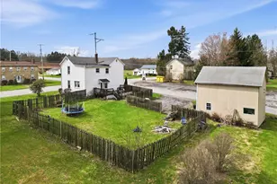 7185 W Market St, Jefferson Township, PA 16137 - Photo 7