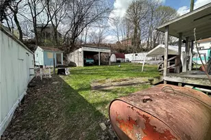 800 Sidney St, Southwest Greensburg Boro, PA 15601 - Photo 11