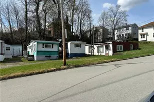 800 Sidney St, Southwest Greensburg Boro, PA 15601 - Photo 3