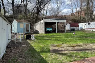 800 Sidney St, Southwest Greensburg Boro, PA 15601 - Photo 13