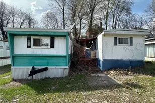 800 Sidney St, Southwest Greensburg Boro, PA 15601 - Photo 17