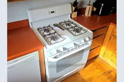 3102 Hazelhurst Avenue, Pittsburgh, PA 15227 - Photo 9