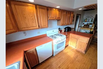 3102 Hazelhurst Avenue, Pittsburgh, PA 15227 - Photo 7