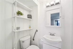 7890 Mark Dr, Pittsburgh, PA 15147 - Photo 19