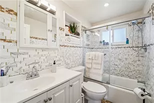 7890 Mark Dr, Pittsburgh, PA 15147 - Photo 13