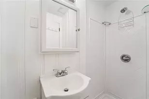 7890 Mark Dr, Pittsburgh, PA 15147 - Photo 21