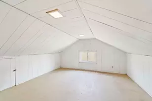 7890 Mark Dr, Pittsburgh, PA 15147 - Photo 17