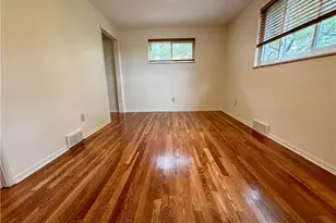 7890 Mark Dr, Pittsburgh, PA 15147 - Photo 13