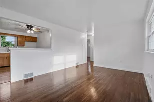 1004 Collins Ave, Baden, PA 15005 - Photo 7