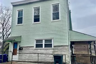 141 Overbeck St, Pittsburgh, PA 15212 - Photo 1
