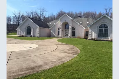 104 Angerer Rd, Cecil, PA 15317 - Photo 1