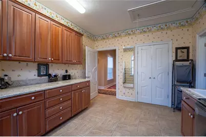 104 Angerer Rd, Cecil, PA 15317 - Photo 35