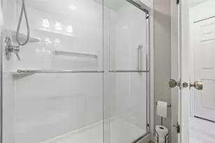 766 Windvue Dr, Robinson Twp, PA 15205 - Photo 23