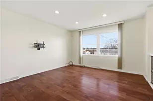 1403 2nd Ave, Brighton Township, PA 15009 - Photo 9