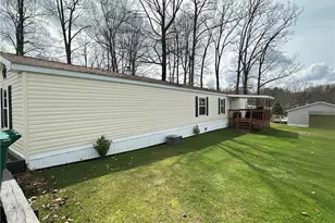 616 Amy Ln, Center Township, PA 16001 - Photo 7