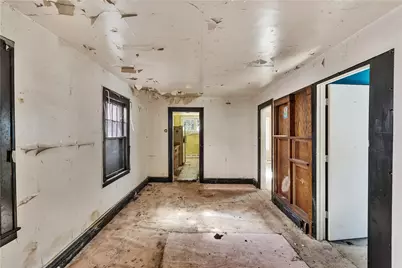 1918 Laketon Rd, Pittsburgh, PA 15221 - Photo 11