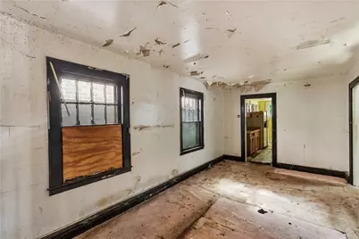 1918 Laketon Rd, Pittsburgh, PA 15221 - Photo 9