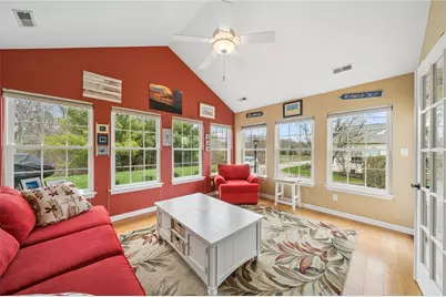 2061 Isleworth Ln, Cranberry Township, PA 16066 - Photo 15