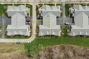 2061 Isleworth Lane, Cranberry Township, PA 16066 - Photo 5