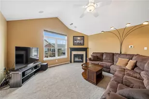 2061 Isleworth Lane, Cranberry Township, PA 16066 - Photo 9