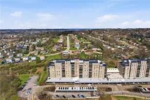 2160 Greentree Rd, Scott Township, PA 15220 - Photo 29