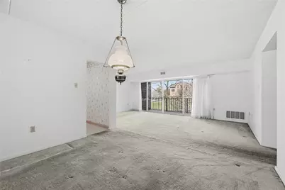 2160 Greentree Road #705W, Scott Township, PA 15220 - Photo 9