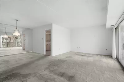 2160 Greentree Road #705W, Scott Township, PA 15220 - Photo 7