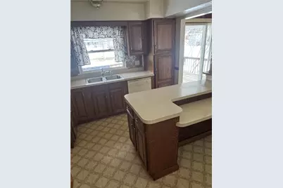 1390 Wakefield Dr, Hermitage, PA 16148 - Photo 7