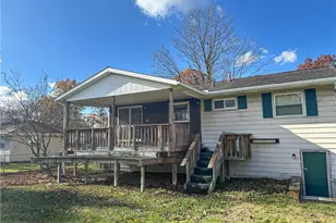 1390 Wakefield Dr, Hermitage, PA 16148 - Photo 13