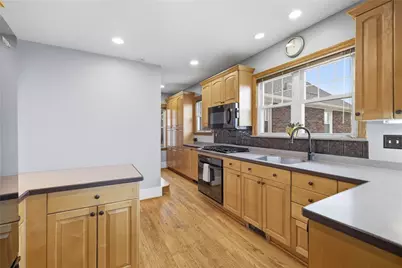 1625 Kelton Ave, Pittsburgh, PA 15216 - Photo 17