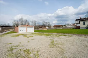 19 Old Monongahela Pike, Eighty Four, PA 15330 - Photo 7