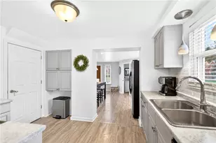 1464 Maple Ave, Pittsburgh, PA 15147 - Photo 9