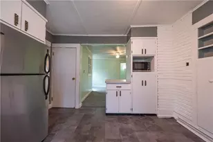 304 Margaret Ave, Evans City, PA 16033 - Photo 15