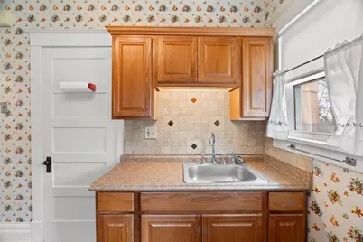 2035 Biggs Ave, Pittsburgh, PA 15214 - Photo 15