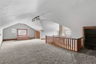 637 E 10th Ave, Tarentum, PA 15084 - Photo 33