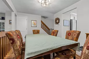 1104 W Ridge Rd, Pittsburgh, PA 15101 - Photo 7