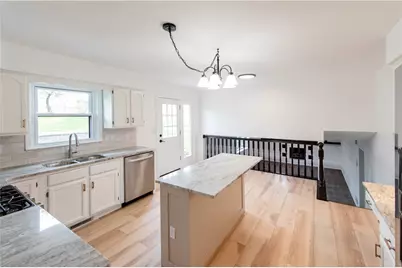 5 Deerfield Dr, Penn Twp, PA 15636 - Photo 9