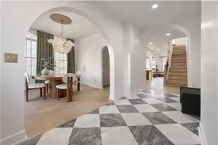 32 Mayflower St, East Pittsburgh, PA 15206 - Photo 3