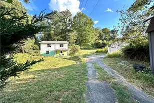 572 Alberts Dr, Monessen, PA 15062 - Photo 3