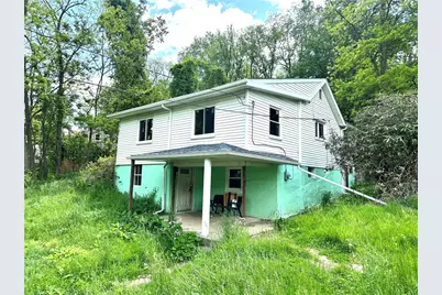 572 Alberts Dr, Monessen, PA 15062 - Photo 1
